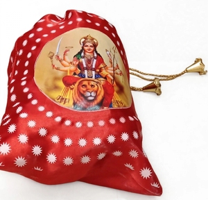 Bolsa de Satén Roja con Cordón y Estampado de la Diosa Durga, Ideal para Regalos Religiosos, Celebraciones Festivas, Artículos de Puja y Regalos - Product Image 5