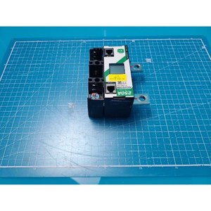 Transformateur de courant alternatif ROOTECH ACCURA 2350 1P-250A-105, utilisé comme pièce détachée d'équipement semi-conducteur d'époque - Product Image 3
