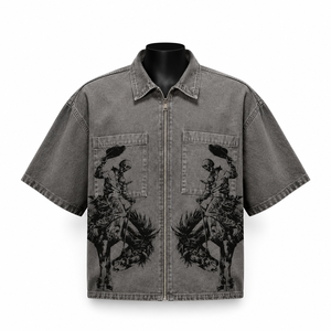 เสื้อเชิ้ตแขนสั้นผ้าทวิลสีเทาสำหรับผู้ชาย แบบซิปเต็มตัว ทรงลำลอง ผลิตตามแบบ ODM สำหรับฤดูใบไม้ผลิ ผลิตจากผ้าฝ้ายออร์แกนิค 100% เป็นมิตรต่อสิ่งแวดล้อม รับผลิตแบบ OEM และติดฉลากสินค้าส่วนตัว - Product Image 1