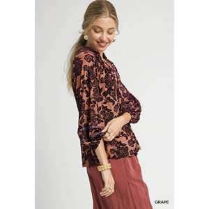 เสื้อกำมะหยี่ลายดอกไม้ของผู้หญิง umgee แขนบอลลูน - Product Image 3