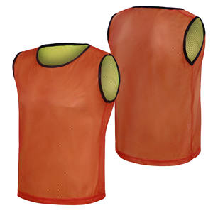 Chalecos de fútbol de secado rápido, nuevos chalecos de malla para entrenamiento, ligeros, con impresión de logotipo personalizado, ropa de fútbol para entrenamiento. - Product Image 1