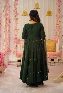 Dernier modèle Robe de créateur Adultes Filles Élégant Faux Georgette Zari Fil Broderie Séquence Travail Mariages Fêtes Indien Pakistanais - Product Image 3