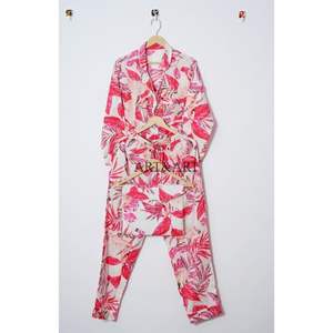 ชุดนอนผ้าฝ้ายอินเดียพรีเมียมสำหรับผู้หญิง ลายพิมพ์บล็อกด้วยมือ ลายดอกไม้ เสื้อพร้อมกางเกงขาสั้น ชุดนอนทันสมัย สวมใส่สบาย เหมาะสำหรับงานปาร์ตี้ - Product Image 5