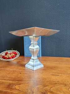 Modern Tabletop Metal <b>Cake</b> Display for Bakery Shops - Product Image 6