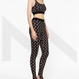 กางเกงเลกกิ้งเอวสูงไร้ตะเข็บสำหรับผู้หญิง ยืดหยุ่นได้ดี เหมาะสำหรับโยคะ ออกกำลังกาย ฟิตเนส คุณภาพส่งออก - Product Image 5