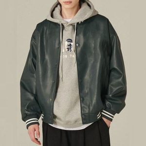 Vestes de sport personnalisées de luxe noires pour hommes, manches en cuir véritable, style Letterman, prix avantageux, en vente. - Product Image 2