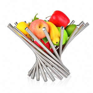 Corbeille à fruits pliable en métal argenté élégante, apportant un style géométrique moderne et de haute qualité à la décoration de votre comptoir de cuisine. - Product Image 1