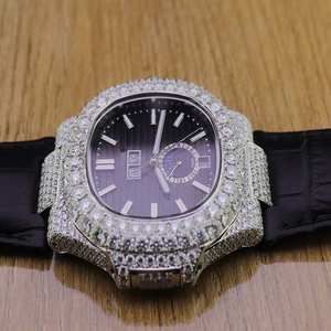 Reloj de pulsera de negocios de acero inoxidable Premium de marca personalizada, aspecto de diamante completo, cuarzo moissanita helado de oro amarillo de 16mm - Product Image 4