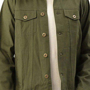 Camisa de Mezclilla Verde Oliva Sólida para Hombre, Estilo Workwear con Cuello Camisero, Cierre de Botón, Corte Regular, Logotipo Frontal, Ropa de Otoño - Product Image 3