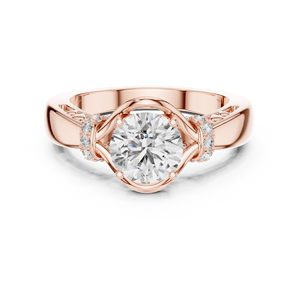 Bague de fiançailles classique en diamant taille ronde avec motif cœur romantique et pierres d'appoint en or rose - Product Image 2