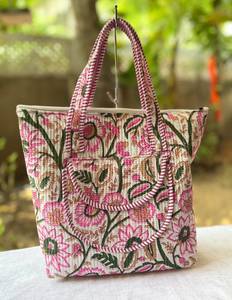 Bolsa de Mano Acolchada Hecha a Mano, Bolsa de Transporte de Algodón Estampado, Bolsa Reutilizable para Compras, Viajes y Playa, OEM, Venta al Por Mayor, Exportación a India - Product Image 3