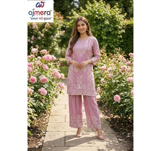 Costume Kurti traditionnel ethnique pour femmes, tenue élégante pour les fêtes, les mariages, le bureau, coupe élégante - Product Image 1