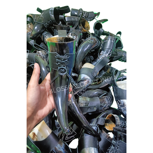 Verre Viking artisanal en corne de bœuf poli, cornes à boire en corne de buffle pour les célébrations festives de Noël, stylé avec amour - Product Image 3