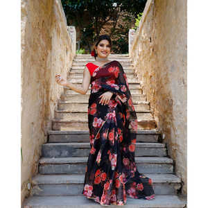 Sari Shabnam noir à imprimé floral, sans manches, col bateau, silhouette fourreau, en tissu organza - Product Image 5