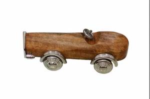 Figurine de voiture en bois au design antique, sculptée à la main, roues plaquées argent, objet de collection, décoration artistique - Product Image 3