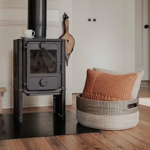 ตะกร้าทรงกลมสีเทาเข้มและสีเทาอ่อน ทำจากหญ้าทะเล ตะกร้าเก็บของแฮนด์เมด ขายส่ง เป็นมิตรกับสิ่งแวดล้อม ผลิตในเวียดนาม - Product Image 6