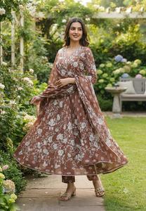 Conjunto de Kurta Anarkali con Estampado Floral Marrón para Mujer, Vestido con Cuello en V y Falda Acampanada con Dupatta, Ropa Tradicional Étnica para Fiestas - Product Image 6