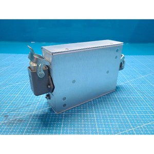 Motor paso a paso AMAT 0190-33572 RF Match usado como pieza de repuesto para equipos semiconductores Legacy - Product Image 1