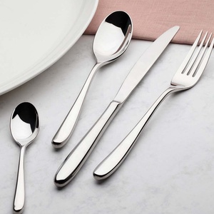 Juego de Cubiertos Elegantes y Clásicos de Acero Inoxidable Plateado, Sostenibles, para Uso en el Hogar, Hoteles y Restaurantes, Cubiertos Reutilizables para Regalo - Product Image 2