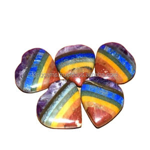 Cœur en cristal naturel des sept chakras, pierre précieuse polie sculptée - Art Feng Shui de collection - Product Image 3