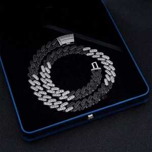 Chaîne cubaine Hip Hop en argent sterling 925 plaqué rhodium, bicolore noir et blanc, avec moissanite VVS 15 mm certifiée GRA, style glacé, idéale comme cadeau - Product Image 6