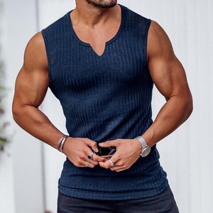 Débardeur d'entraînement athlétique, vêtement de sport à séchage rapide, gilet de course à col rond pour hommes - Product Image 6