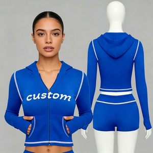 Conjunto de Yoga de Dos Piezas para Mujer con Logotipo Personalizado, Top con Capucha de Manga Larga y Pantalones Cortos, Transpirable y Ecológico, Ropa Deportiva para Primavera/Verano - Product Image 3