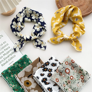 Foulard imprimé floral pour femme, écharpe carrée en coton, petit bandana mignon, foulard pour la tête 55*55CM - Product Image 1