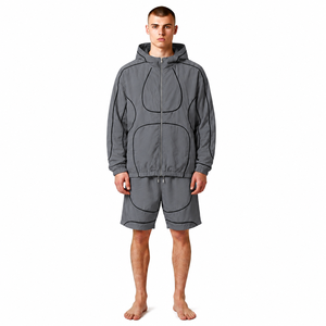 Conjunto Deportivo Personalizado con Logotipo Reflectante, Chaqueta y Pantalones Cortos de Poliéster/Nylon para Hombre, Resistentes al Viento, para Primavera, Unisex, Estilo Hip Hop - Product Image 2