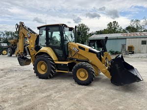 รถตักล้อยางมือสอง Caterpillar 420XE แบบตักหลังขุดด้านหลัง ขับเคลื่อน 4 ล้อ พร้อมบุ้งกี๋หน้า สำหรับงานก่อสร้าง - Product Image 4