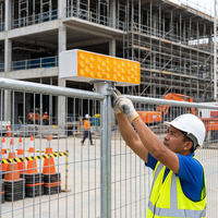 Feux de signalisation stroboscopiques solaires de qualité ingénierie pour chantiers de construction, étanches IP66, visibilité claire par brouillard épais pour autoroutes