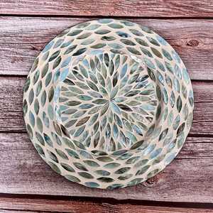 Plaque de rangement artisanale en nacre, mosaïque de coquillages irisés de qualité supérieure, pour un style élégant à la maison et au bureau - Product Image 5