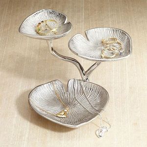 Tendances : Les meilleures idées de décoration pour la Saint-Patrick, à la fois sophistiquées et festives, pour la maison et les fêtes - Product Image 3