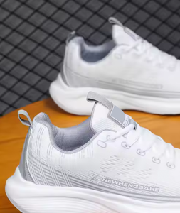 Newhengdahe - Zapatillas Deportivas Unisex de Malla Blanca, Ligeras, con Entresuela de EVA y Suela de Goma, para Verano, Fitness y Uso Casual - Product Image 1
