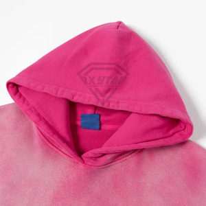 ผู้ผลิต OEM เสื้อฮู้ดดี้สีชมพูแบบย้อมสี  ทรงหลวม ผ้าฟลีซหนานุ่ม สวมใส่สบาย  สำหรับทุกเพศ  สไตล์สตรีทแวร์ลำลอง  รับดรอปชิป - Product Image 4