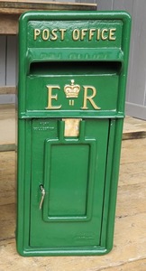 Buzón de Correos de Metal Vintage Verde con Diseño de Unicornio, Cerradura con Llave, Acceso Frontal, Montaje en Pared, Resistente al Agua y a la Oxidación - Product Image 3
