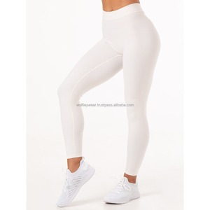 Mallas ajustadas en V NKD marfil con logotipo personalizado, cintura alta plegable con espalda en forma de V y ropa activa, mallas de gimnasio a la moda para mujer - Product Image 2