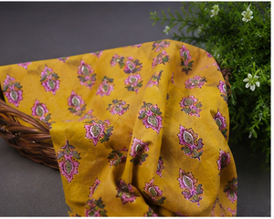 Tissu imprimé à la main en coton 100% écologique |   Tissu léger 90 GSM pour robes, décoration intérieure et plus encore - Hommes/Femmes/Garçons/Filles/Bébés - Product Image 1