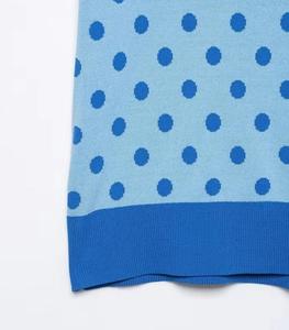 เสื้อเชิ้ตผู้ชายสีน้ำเงินลายจุด ผ้าถักโพลีเอสเตอร์ แขนสั้น ทรงปกติ สไตล์ลำลอง แห้งเร็ว - Product Image 4