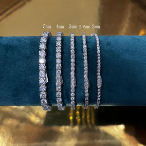 Pulsera de tenis de moissanita de plata de ley chapada en rodio radiante, certificada, unisex, joyería de celebración, accesorio de pulsera refinado - Product Image 1