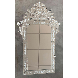 Espejo de Pared de Estilo Barroco Veneciano de Lujo | Espejo de Vidrio de Estilo Antiguo de Diseño con Marco Tallado Ornamentado para Decoración de Interiores de Hogar y Hotel - Product Image 1
