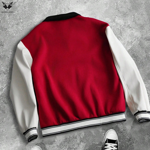 เสื้อแจ็คเก็ตเบสบอลลำลองผู้ชาย สีตัดกัน สไตล์วาร์ซิตี้  รับผลิตตามแบบ OEM แบรนด์สตรีทแวร์ เสื้อแจ็คเก็ตวาร์ซิตี้ - Product Image 3
