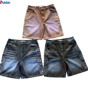 Short en jean d'été personnalisé pour homme, style streetwear hip-hop avec strass en cristal et effet vieilli rétro ample - Product Image 4