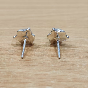 925 Sterling <b>Silver</b> Black Onyx <b>Stud</b> Earrings 2.5 Grams Floral Design <b>Small</b> Size Minimalist Jewelry Wedding Party Gift - Product Image 3