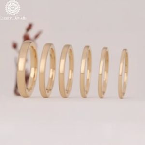 Bague Classique Femme Charm Jewells en Argent Plaqué Or 18K avec Moissanite Taille Coussin et Trois Pierres, Sertie à Griffes, Certifiée IGI - Product Image 2