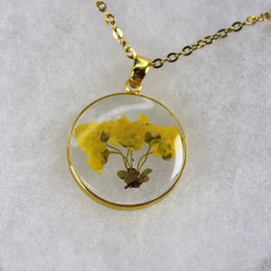 Modelos Explosivos de Alta Calidad al por Mayor, Producto Popular de Venta Directa, Joyería Artesanal de Cuerno Animal con Flores Secas Prensadas Reales - Product Image 1