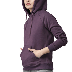 Sweat-shirt à capuche unisexe violet, coupe classique, en coton French Terry, design décontracté avec poche, idéal pour l'automne - Product Image 3