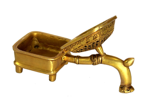 Elegante Quemador de Incienso Dhoop Dani de Latón con Asa para el Hogar, Templo, Pooja y Decoración Espiritual - Product Image 6
