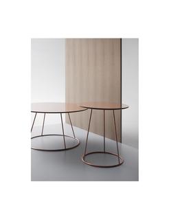 Mesa auxiliar compacta de metal con cajón de almacenamiento para la organización del dormitorio - Product Image 1