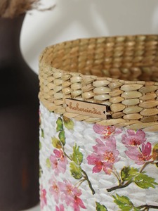 Panier en jonc de mer peint avec des motifs floraux, panier de rangement fait main, vente en gros, écologique, fabriqué au Vietnam - Product Image 6